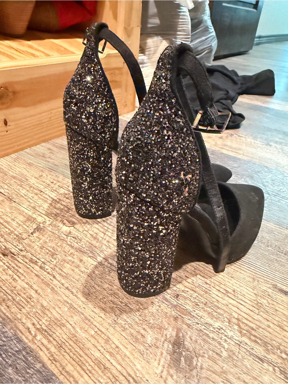 SHEIN Black Glitter Block Heel Sandals with Ankle Strap never worn